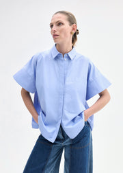 Boxy Short Sleeve Shirt in Cotton Poplin - Blue - CO Collections
